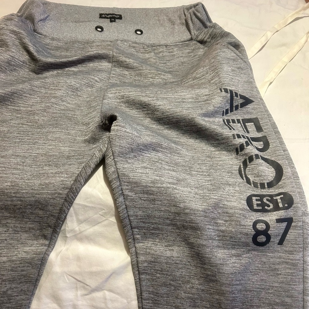 Aeropostale Gray Sweatpants Classic Joggers